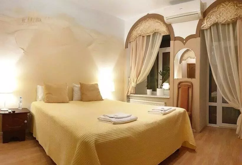 هتل Pushkinskaya10 Pension