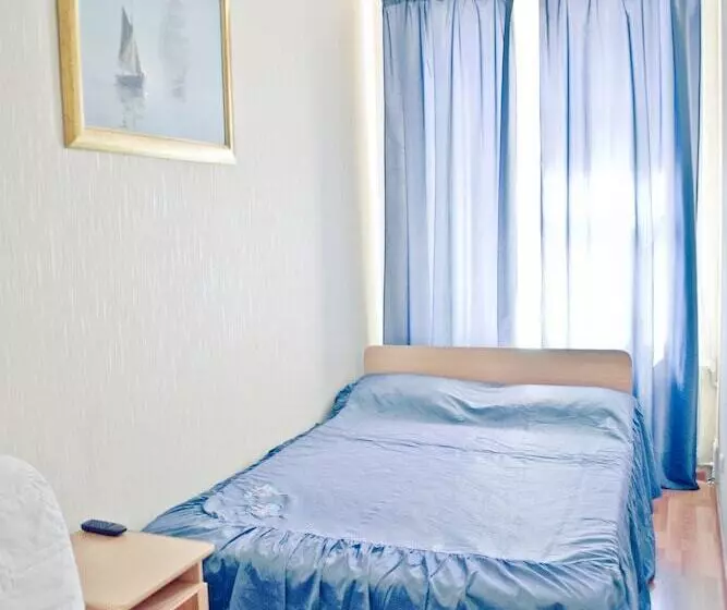 هتل Pushkinskaya10 Pension