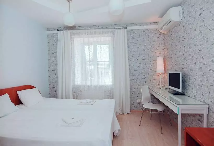 هتل Pushkinskaya10 Pension
