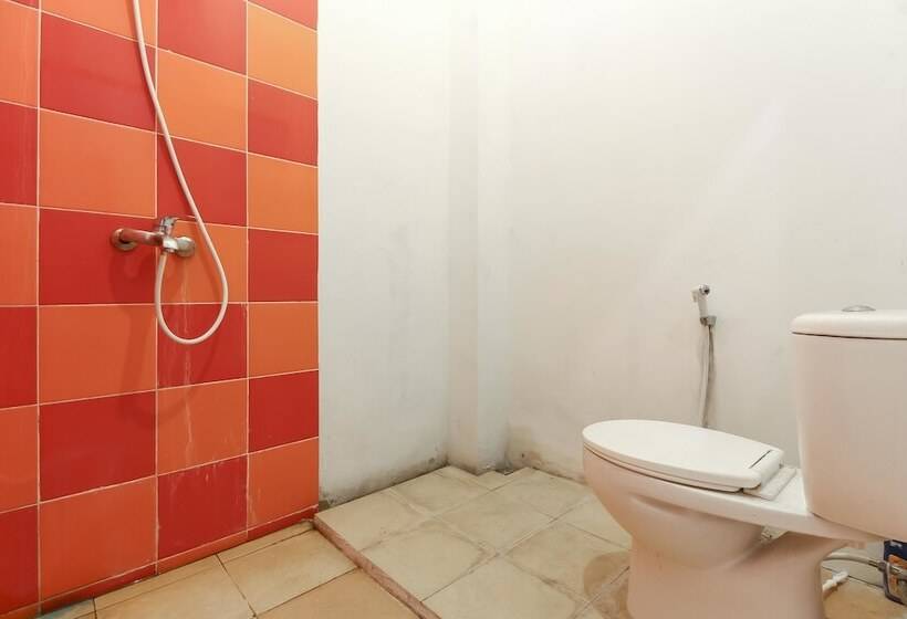 Hotel Reddoorz Near Anggajaya Condongcatur