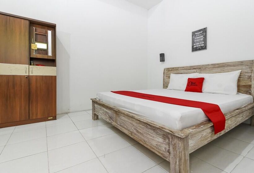 Hotel Reddoorz Near Anggajaya Condongcatur