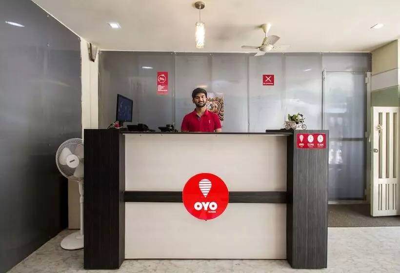 ホテル O The Royal Nest Near Shilparamam
