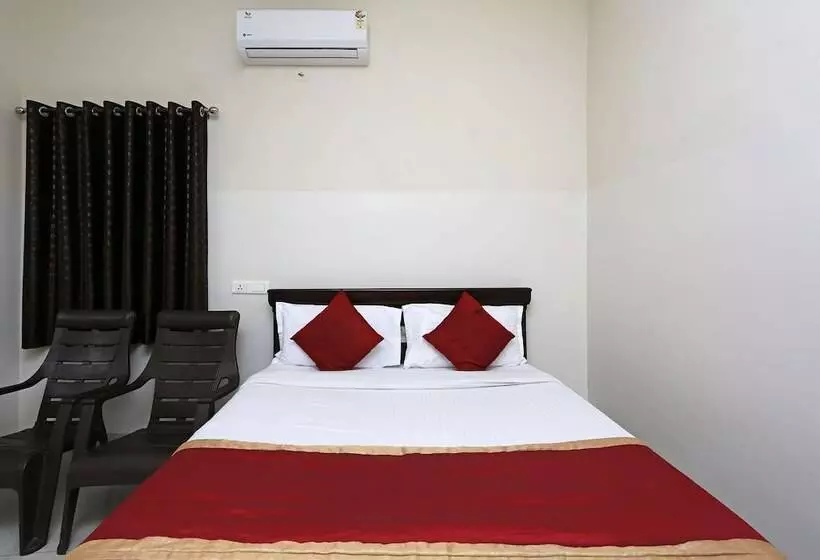 ホテル O The Royal Nest Near Shilparamam