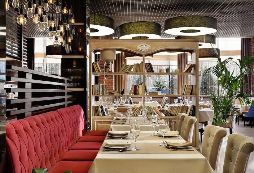 فندق Veshki Park