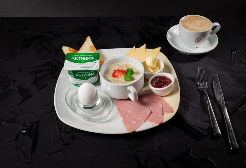 فندق Veshki Park