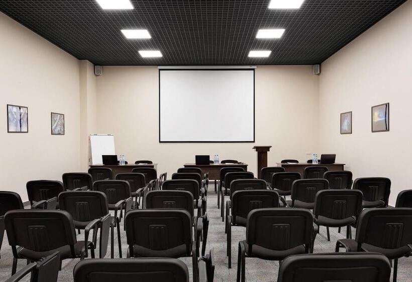 فندق Veshki Park