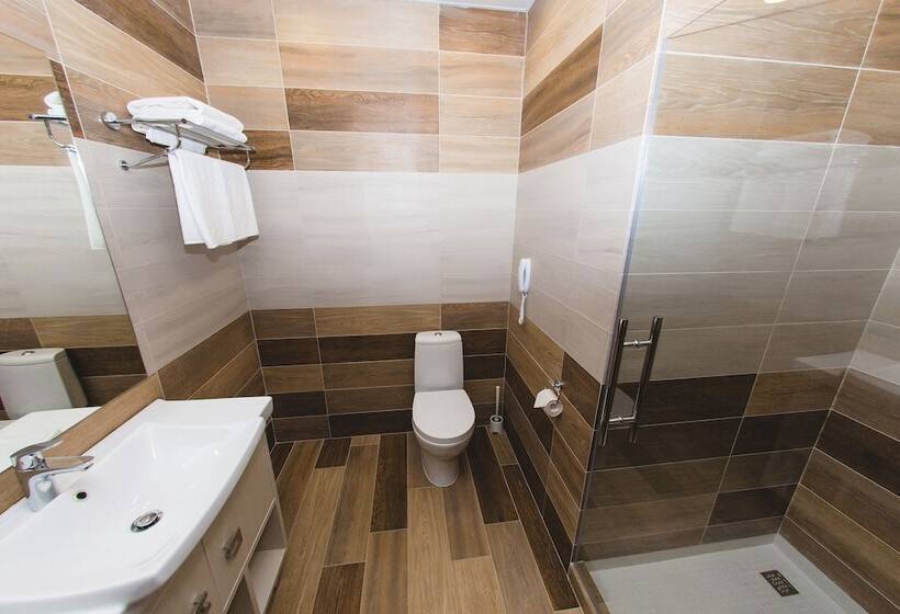 فندق Veshki Park