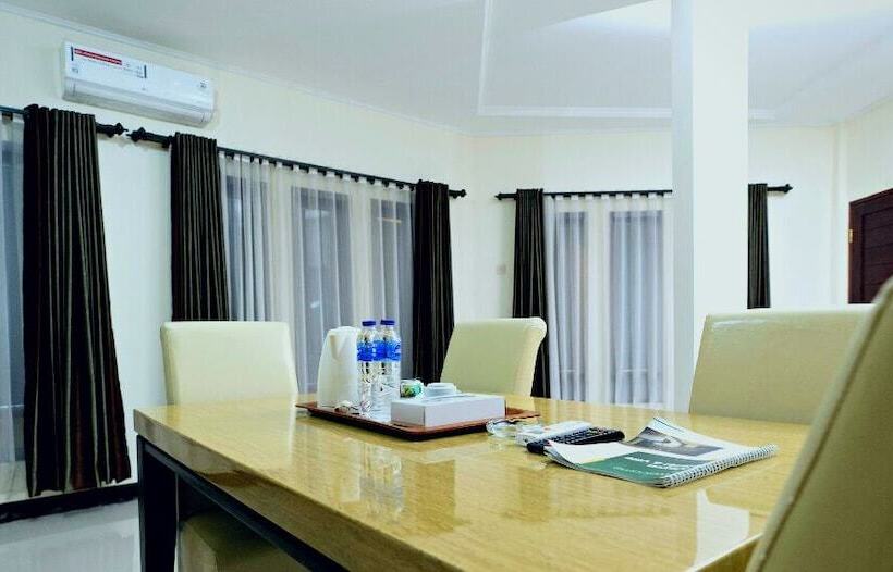 Aleyra Hotel And Villa S Garut