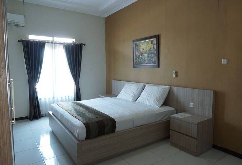 Aleyra Hotel And Villa S Garut
