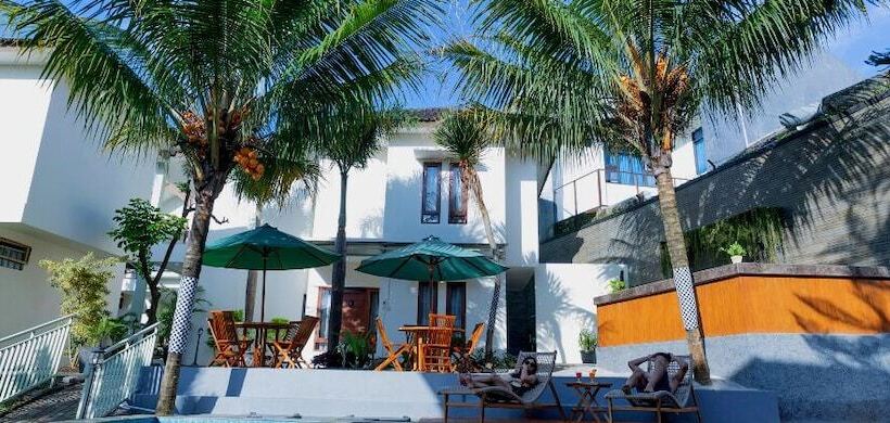 Aleyra Hotel And Villa S Garut