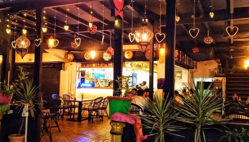 פנסיון Hiline Hotels And Resorts