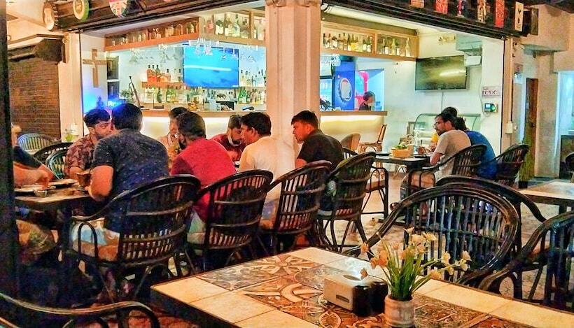 פנסיון Hiline Hotels And Resorts