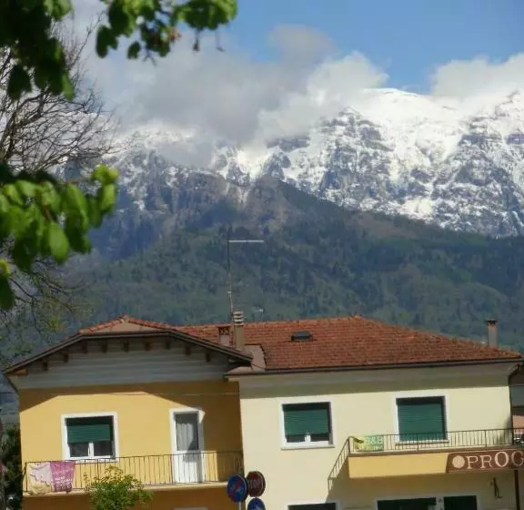 Aamiaismajoitus (B&B) Villa Norma