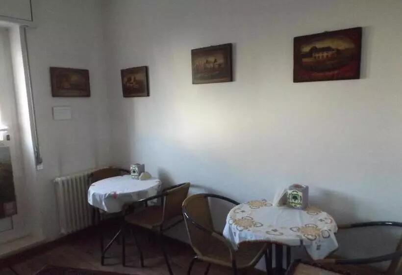 Aamiaismajoitus (B&B) Villa Norma