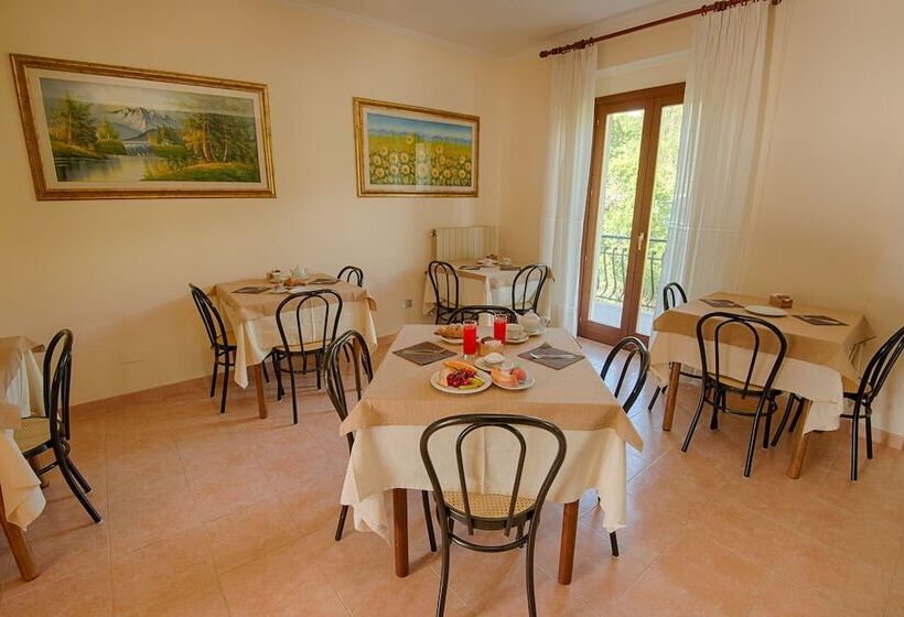 בית מלון כפרי Albergo Della Corte