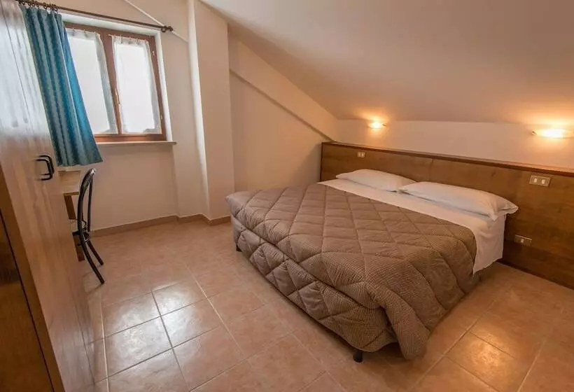 ホテル Albergo Della Corte