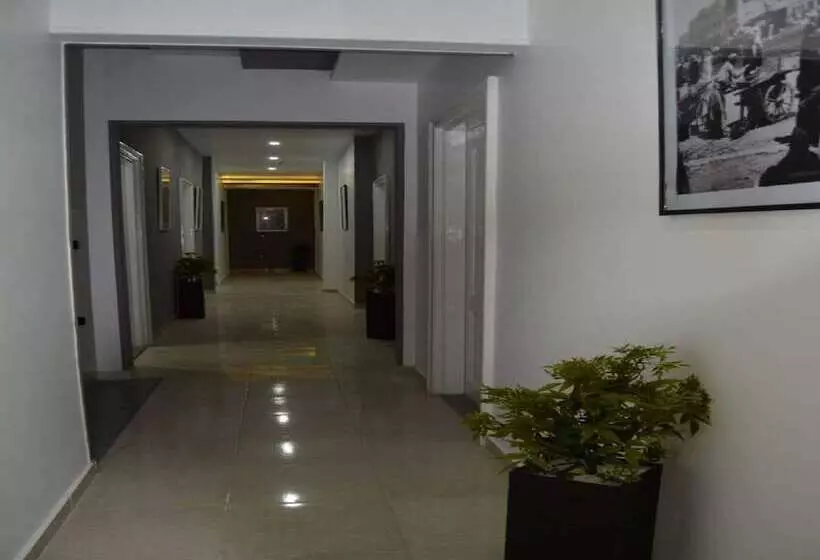 هتل Azar Boutique