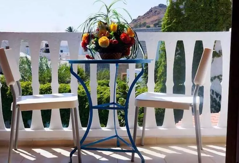 Hotelli Captain S House