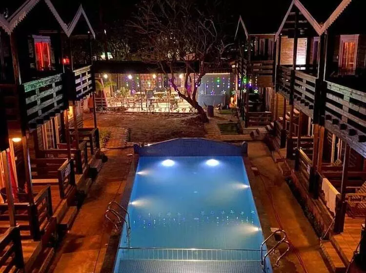 ホテル Casa Obrigado Beach Cottages Goa