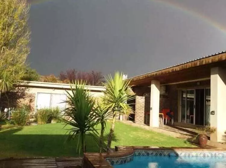 ペンション Skietberg Lodge