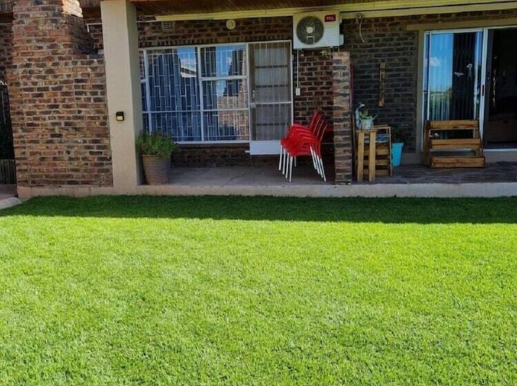 Пансион Skietberg Lodge