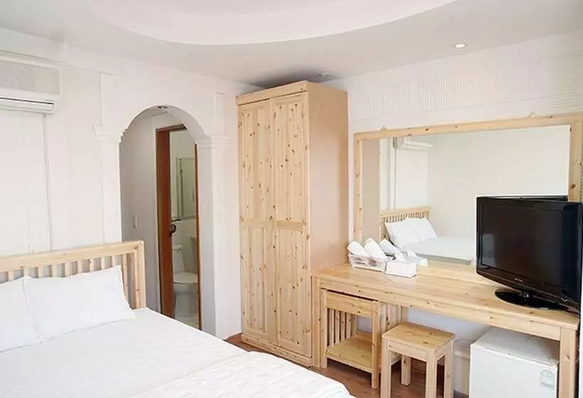 Sea Side Pension