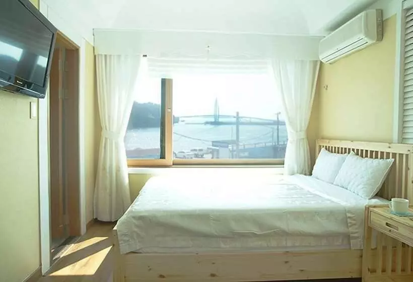 Sea Side Pension