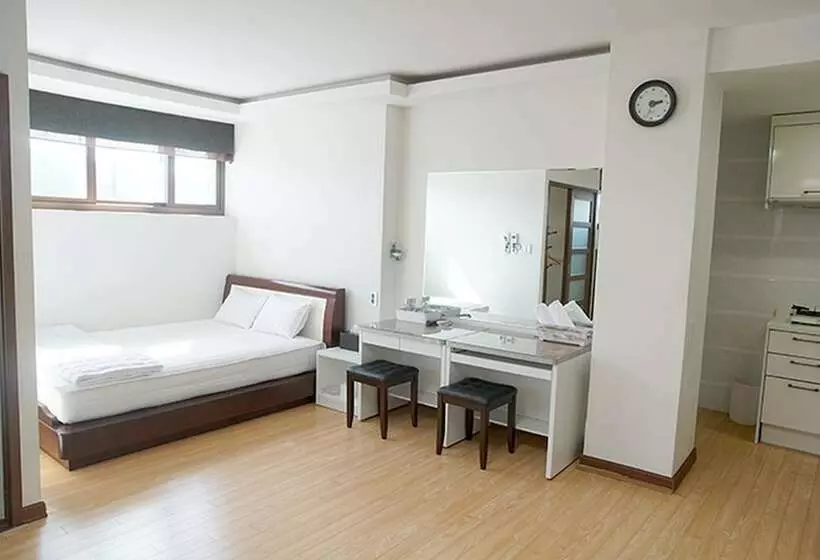 Sea Side Pension