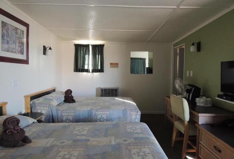 100 Mile Motel & Rv Park