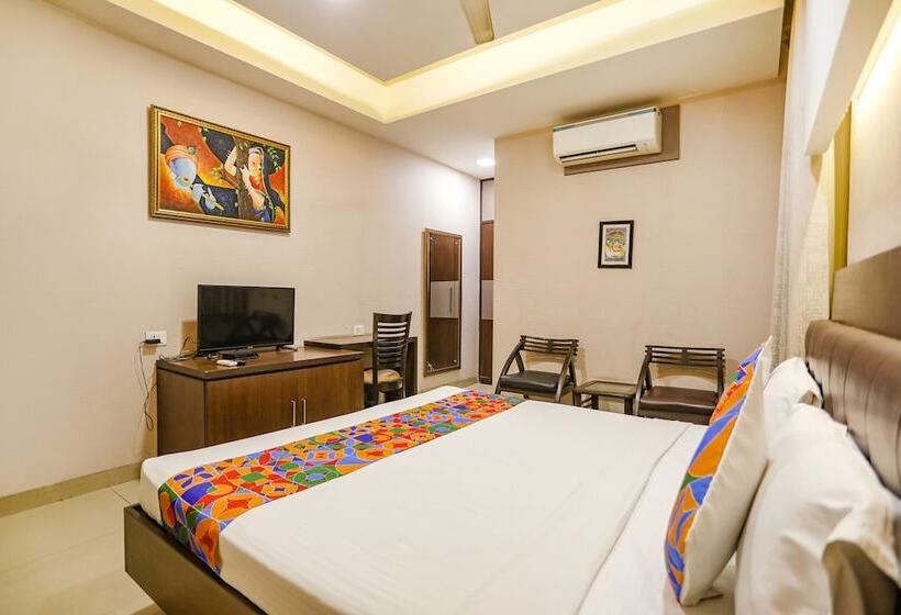 Fabhotel Grand Olive