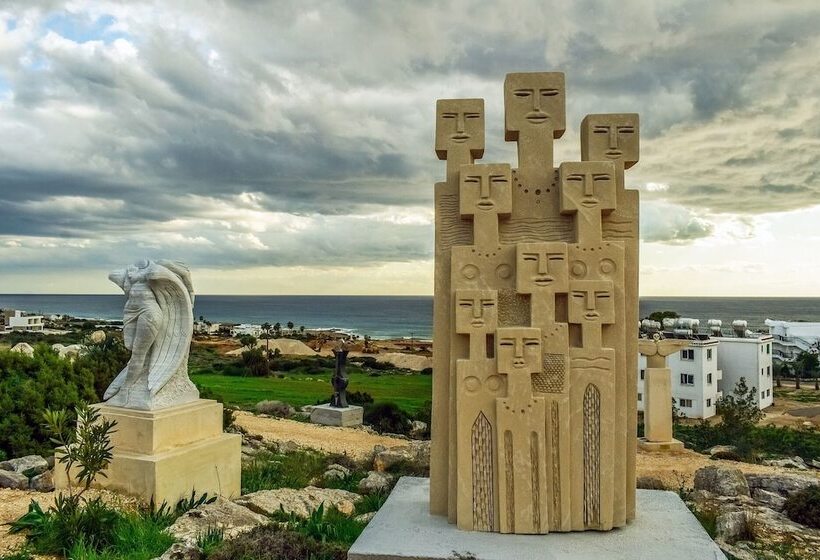 Chrysomare Beach Hotel & Resort