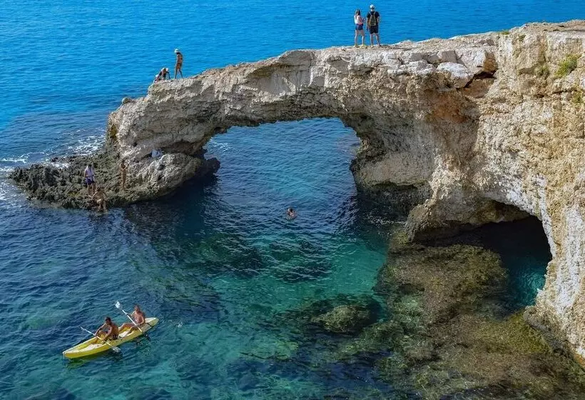 Chrysomare Beach Hotel & Resort