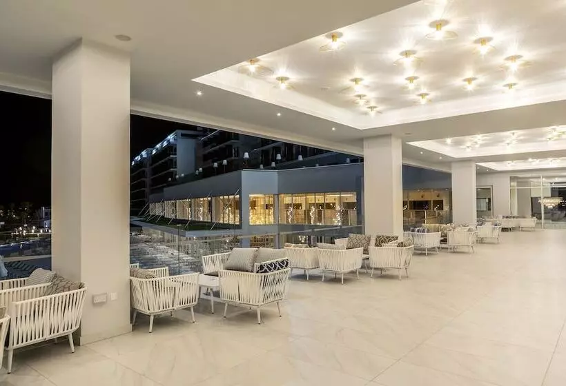 Chrysomare Beach Hotel & Resort