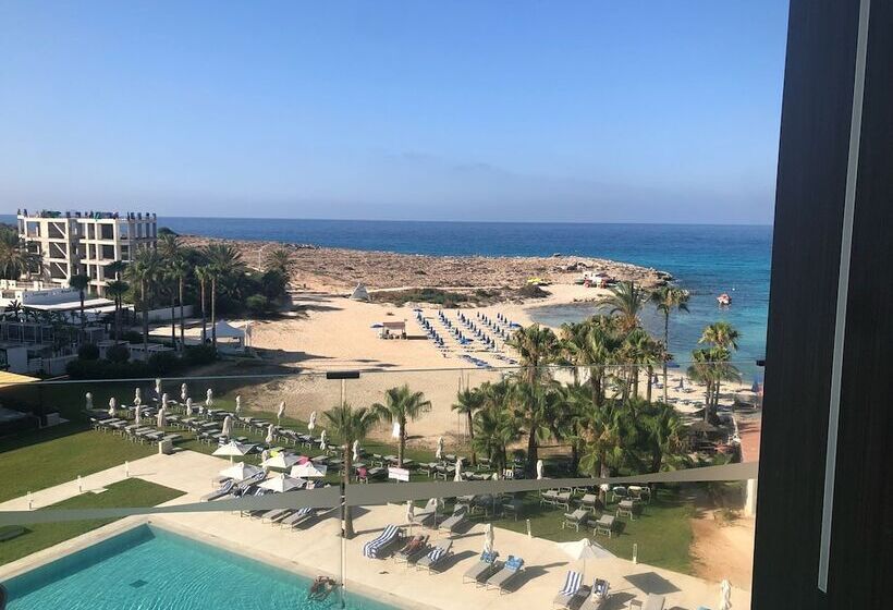 Chrysomare Beach Hotel & Resort