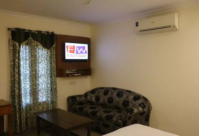 هتل Golden Inn