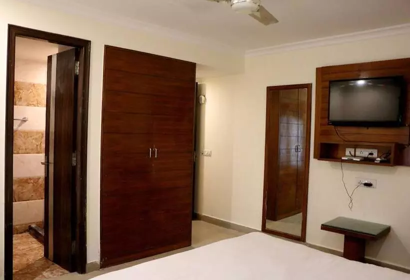 هتل Golden Inn