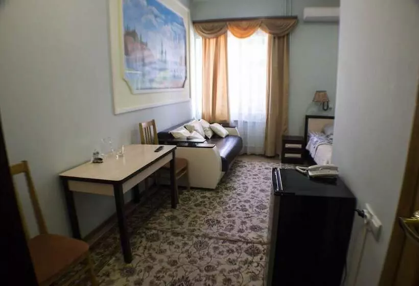 ホテル Syurpriz 1