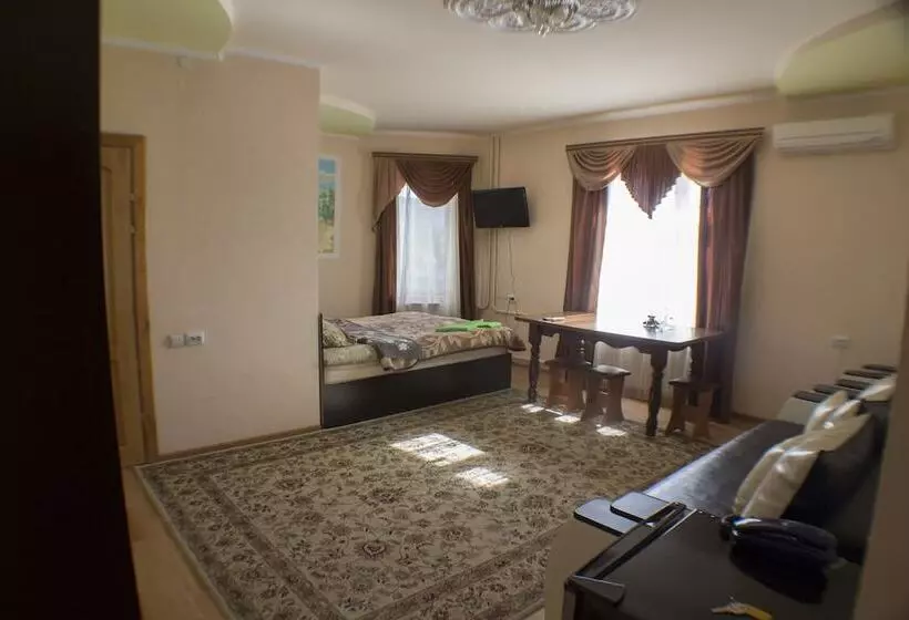 ホテル Syurpriz 1