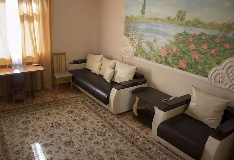 ホテル Syurpriz 1