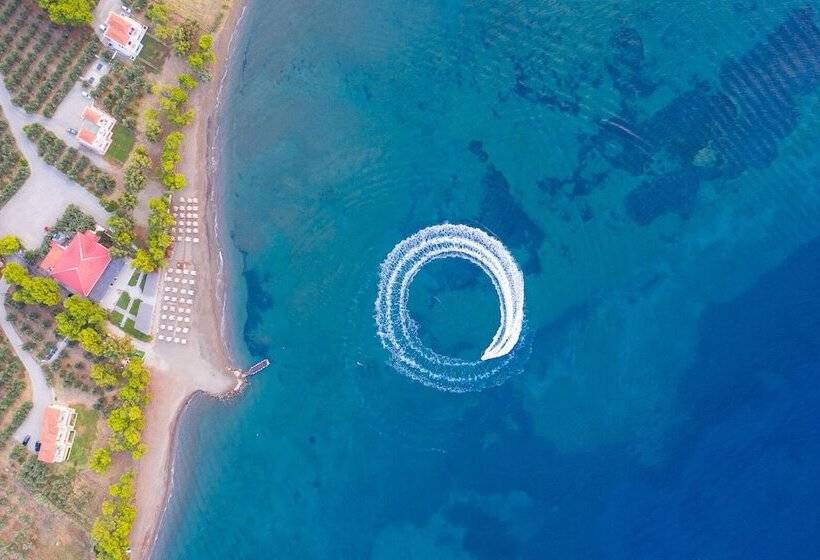 ペンション Makis Inn Resort