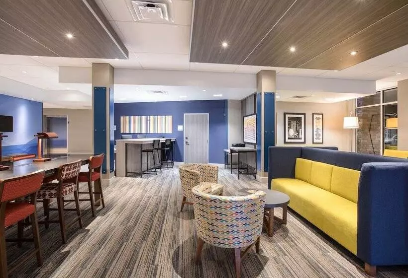 ホテル Holiday Inn Express & Suites   Denver Ne   Brighton, An Ihg
