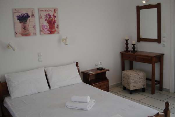 בית מלון כפרי Studios Marianna