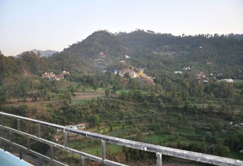 Oyo 13319 Home Valley View Dharampur