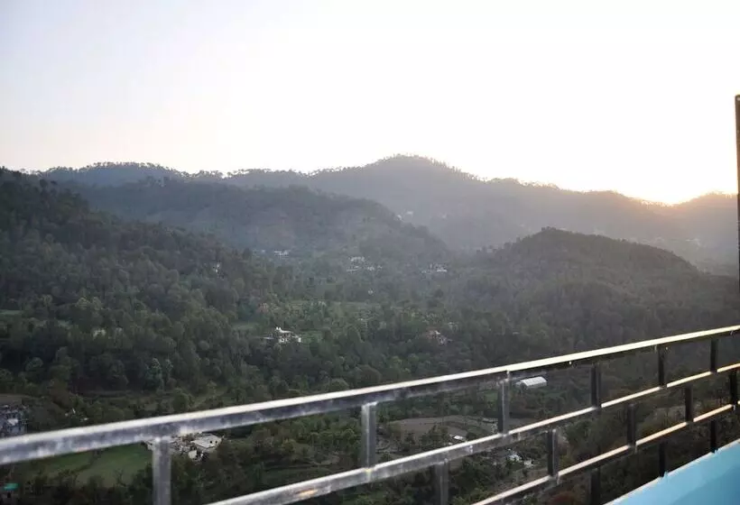 Oyo 13319 Home Valley View Dharampur