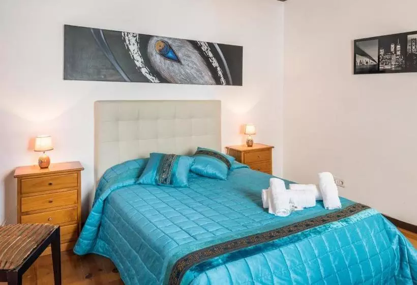 ペンション Lagos Downtown Guesthouse