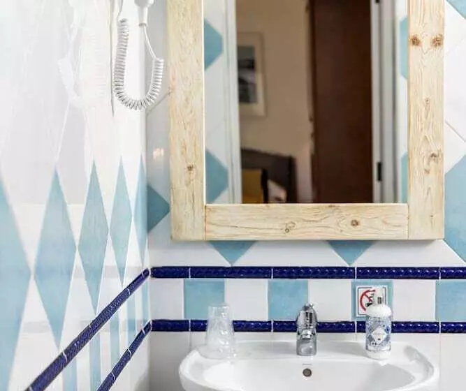 پانسیون Monte Das Alpenduradas