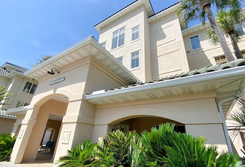 Barefoot Resort By Palmetto Vacations