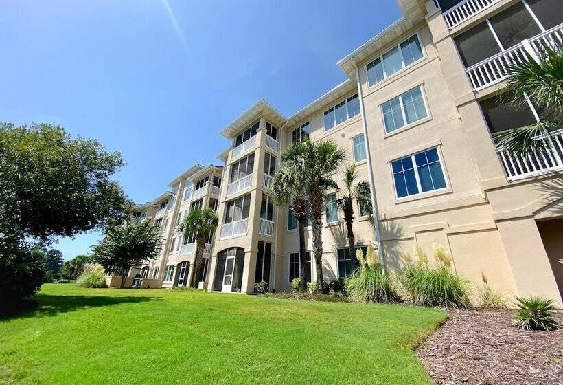 Barefoot Resort By Palmetto Vacations