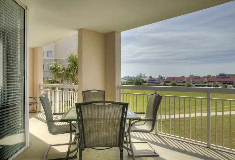 Barefoot Resort By Palmetto Vacations