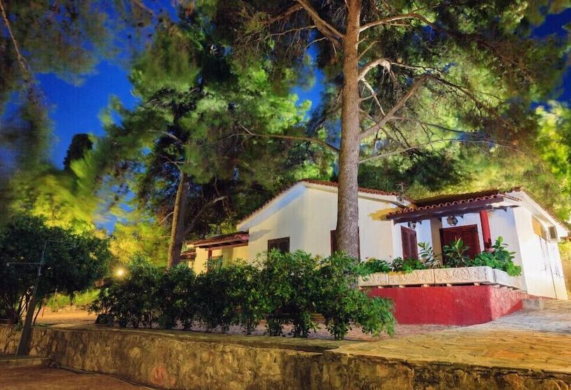 هتل Alykes Park Bungalows